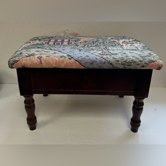 Vtg Tapestry Storage Foot Sewing Stool/NWOT/ /Storage Hinged Lid - Picture 1 of 10